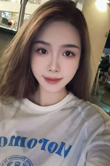 4358女孩-1.jpg